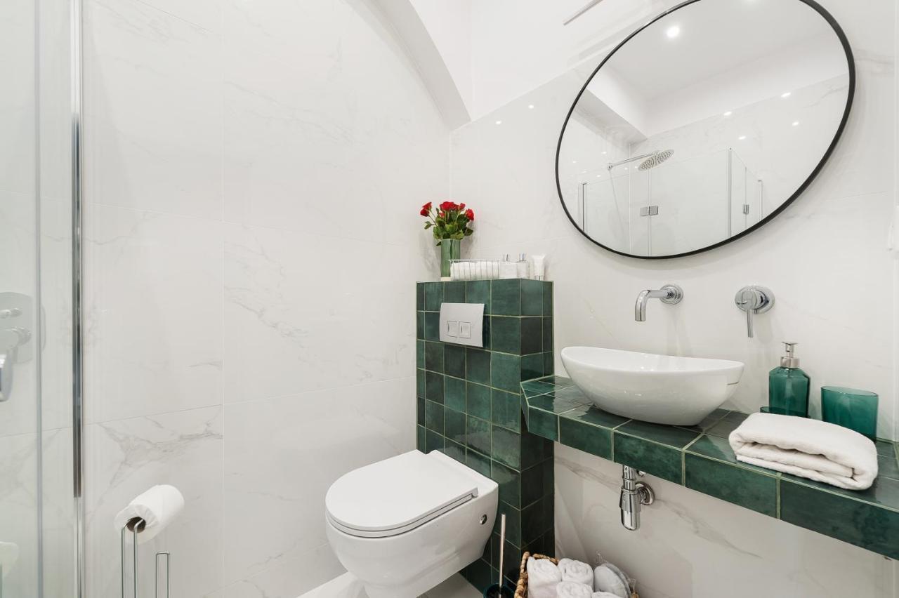 Luxury Spa Apartment Old Town Krakow Bagian luar foto